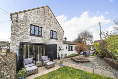 Churchend, Twyning, Tewkesbury 2 bed detached house for sale