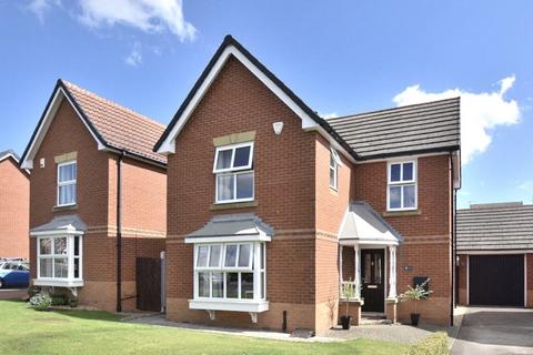 Yew Tree Lane, Leeds, West Yorkshire 3 bed detached house for sale