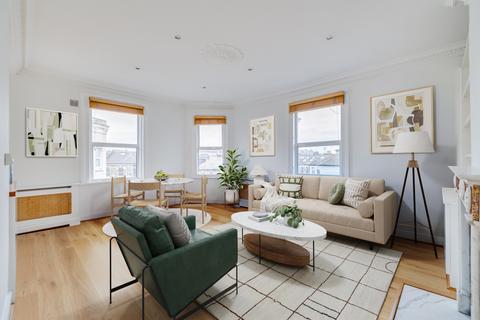 Parkville Road, Fulham, London 2 bed flat for sale