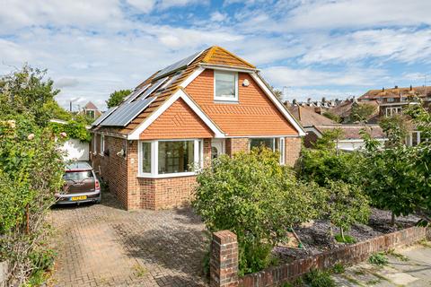 Meadow Close, Brighton, East Sussex, BN2 4 bed detached house for sale