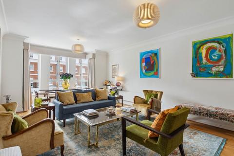 Magnolia Lodge, Kensington Green, W8 2 bed apartment for sale