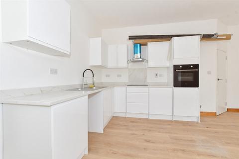 Gordon Road, Cliftonville, Margate, Kent 2 bed flat for sale