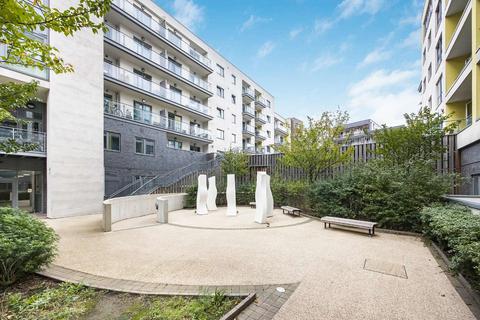 Werner Court, Limehouse Cut, London 2 bed flat for sale