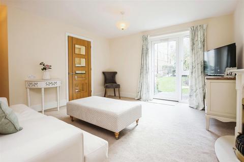 Poppy Court, 339 Jockey Road, Sutton... 2 bed apartment for sale