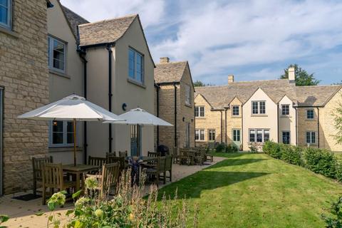 Hawkesbury Place, Fosseway, Stow on... 1 bed apartment for sale