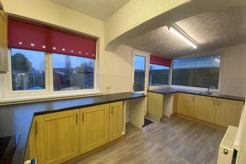 Askew Avenue, HULL, HU4 6NH 3 bed end of terrace house for sale