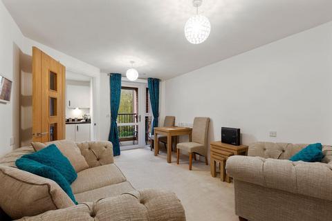 Dukes Ride, Crowthorne 1 bed apartment for sale