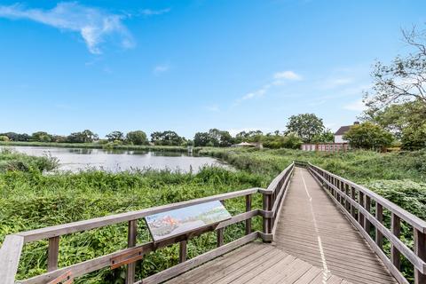 City View Apartments, Woodberry Down... 1 bed apartment for sale