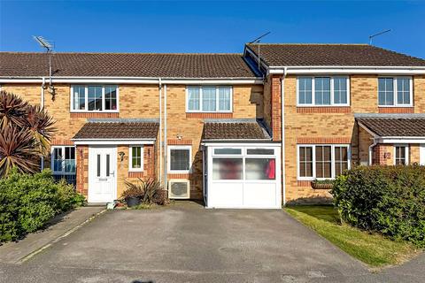 Linnet Close, Littlehampton, West Sussex 2 bed terraced house for sale