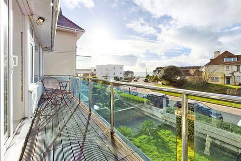 Warren Edge Road, Southbourne... 2 bed apartment for sale