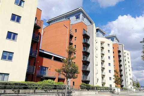South Quay, Kings Road, Marina, Swansea 2 bed apartment for sale