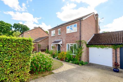 Lodge Vale, East Wellow, Romsey... 3 bed link detached house for sale