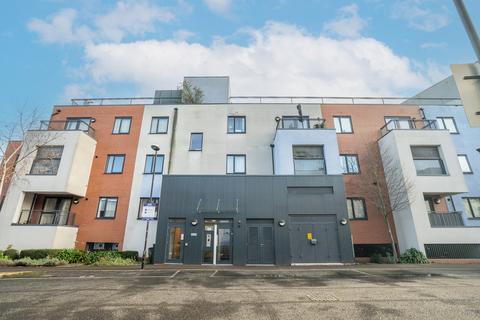 Salisbury Road, Southall 1 bed apartment for sale