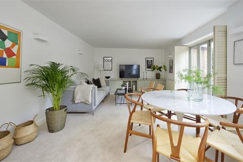 St Quintin Avenue, London, W10 2 bed flat for sale