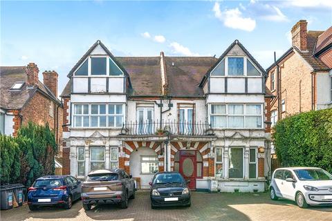 South Norwood Hill, London, SE25 1 bed apartment for sale