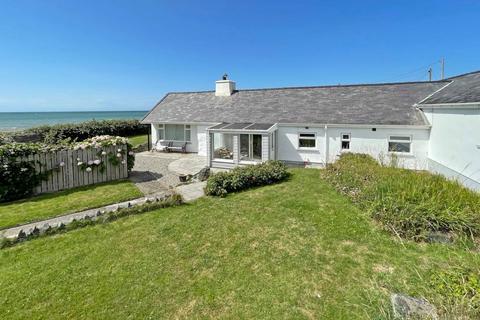 Aberdesach, Caernarfon, Gwynedd, LL54 3 bed detached house for sale
