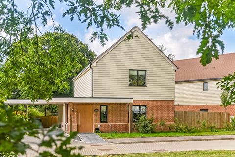 Station Road, Pluckley, Ashford... 4 bed detached house for sale