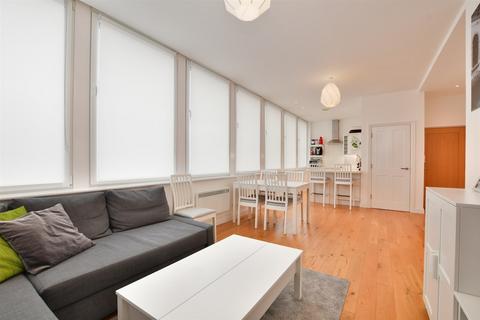 Station Road, Redhill, Surrey 2 bed apartment for sale
