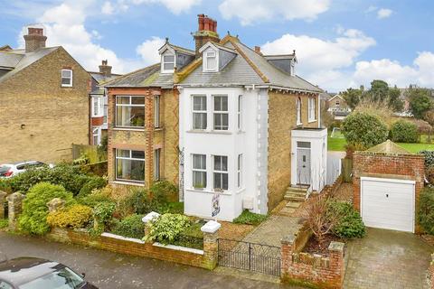 Cowper Road, Deal, Kent 4 bed semi