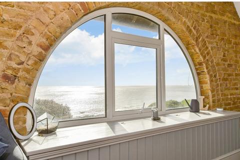 North Foreland Estate, Broadstairs, Kent 2 bed apartment for sale