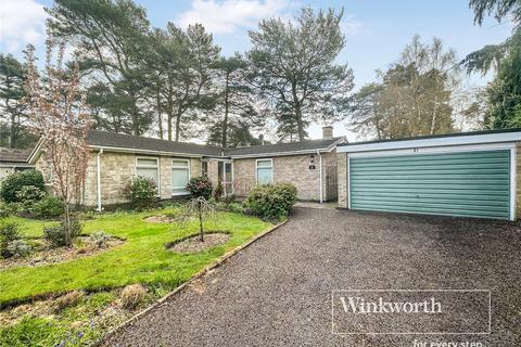 Ashley Park, Ringwood BH24 3 bed bungalow for sale