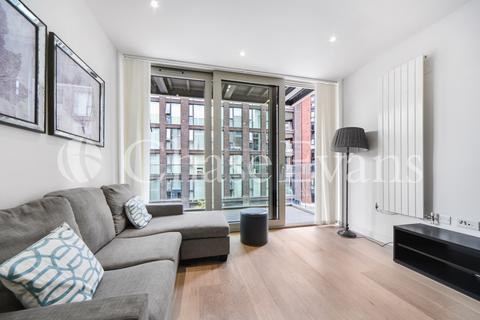 Admiralty Avenue, Docklands, London, E16 2 bed flat for sale