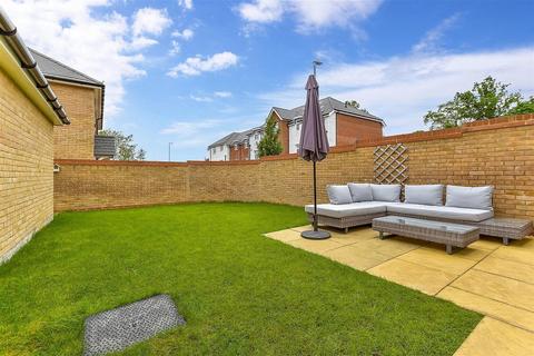Challenger Way, Marden, Marden, Kent 3 bed detached house for sale