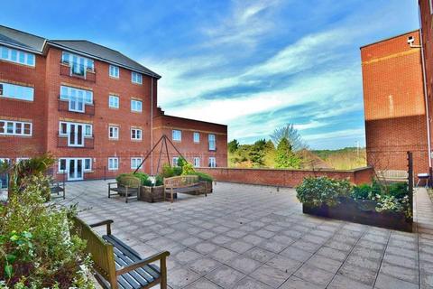 Westbourne 2 bed flat for sale