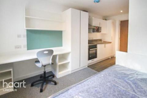 High Street, LINCOLN 1 bed apartment for sale