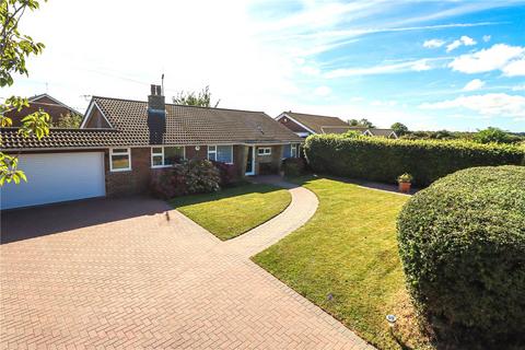 Dovehouse Lane, Kensworth, Dunstable... 3 bed detached bungalow for sale