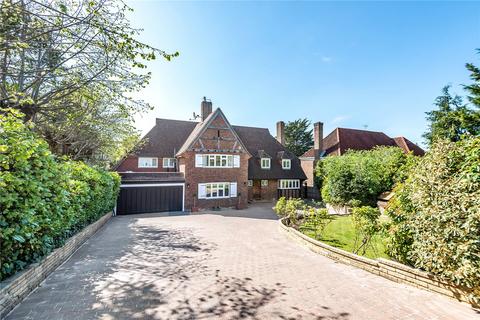 Cockfosters Road, Hadley Wood, EN4 5 bed detached house for sale