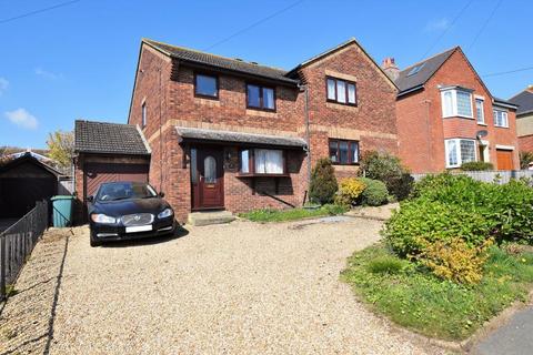 Station Road, St Helens, Isle of... 3 bed semi