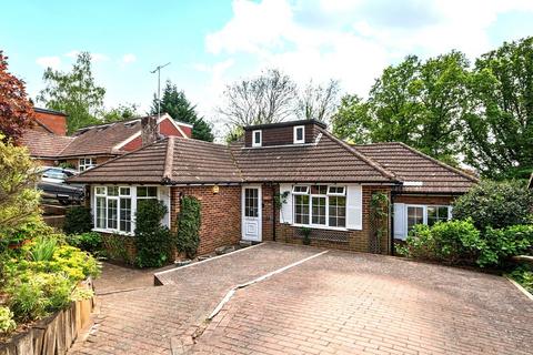 Phillips Hatch, Wonersh, GU5 3 bed bungalow for sale