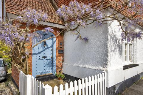 High Street, Chipstead, Sevenoaks... 3 bed semi
