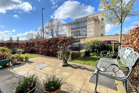 Hammond Way, Cirencester... 2 bed apartment for sale