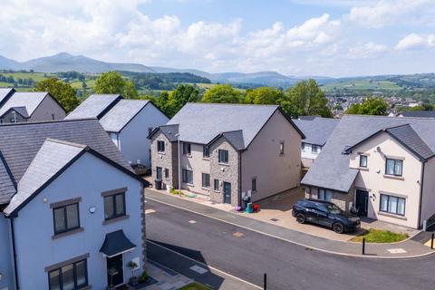 Hoggan Park, Brecon, Brecon, LD3 3 bed semi