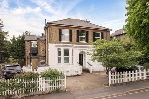 Thornton Hill, Wimbledon, London, SW19 2 bed apartment for sale