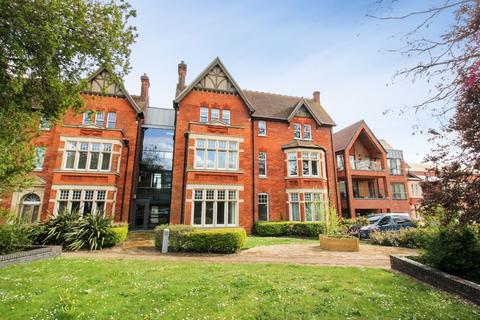 61 St. Bedes, Bedford 2 bed retirement property for sale