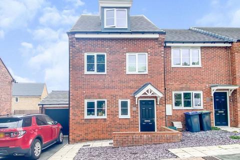 Danesly Close, Peterlee, Durham, SR8 5AG 3 bed terraced house for sale