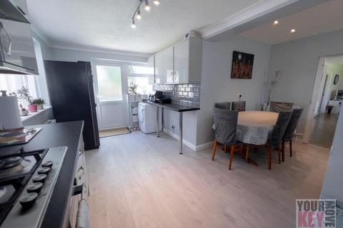 St Margarets at Cliffe, Dover, Kent... 4 bed detached bungalow for sale
