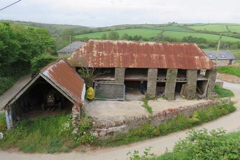 3 bedroom barn for sale