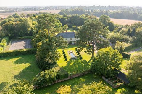 Roundway, Devizes, Wiltshire, SN10 5 bed detached house for sale