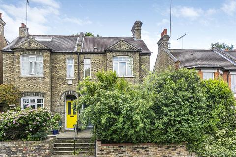 Totteridge Lane, Totteridge, London, N20 3 bed semi