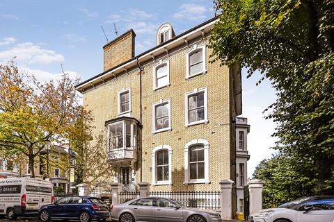 Tregunter Road, Chelsea, London 2 bed flat for sale
