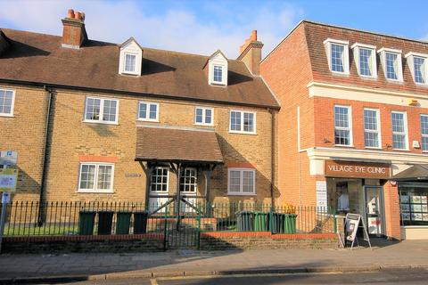 High Street, Bagshot 1 bed flat for sale
