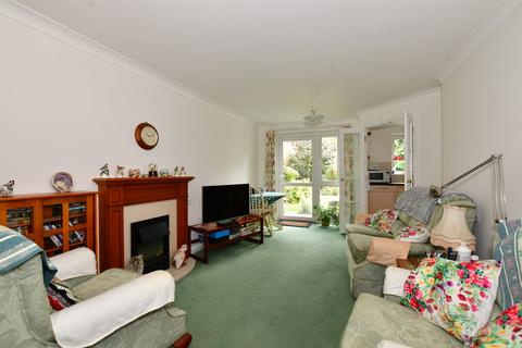 Stafford Road, Caterham, Surrey 1 bed ground floor flat for sale