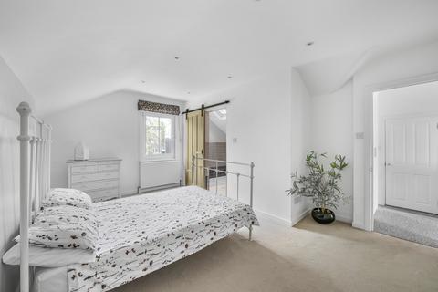 Park Road, Richmond, Surrey 1 bed flat for sale