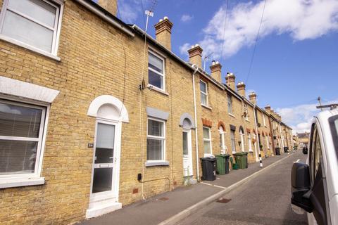 Alfred Street, East Cowes, 2 bed terraced house for sale