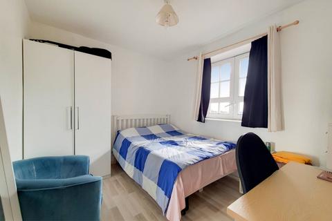 Vauxhall Street, Vauxhall, London, SE11 2 bed flat for sale