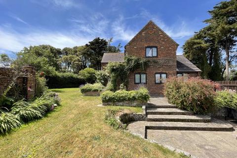 Chilling Lane, Warsash 3 bed equestrian property for sale